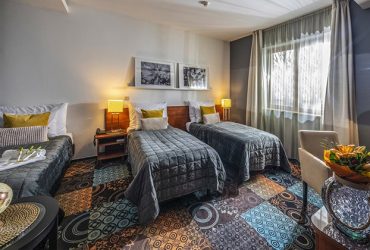 airport-hotel-budapest-stacio-standard-ketagyas-szoba-potaggyal