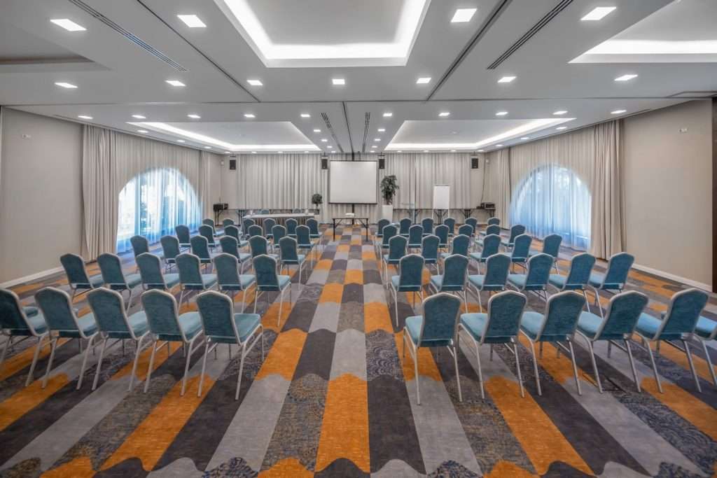 airport hotel stacio meeting room near budapest airport